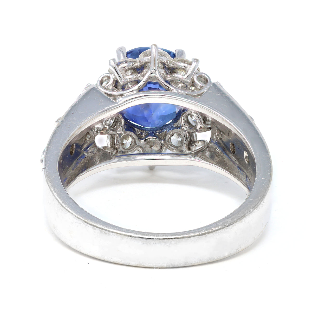 Sapphire and Diamond Cocktail Ring CA 1980 in 18K back view