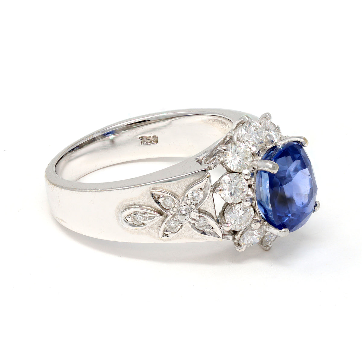 Sapphire and Diamond Cocktail Ring CA 1980 in 18K gold hallmark view