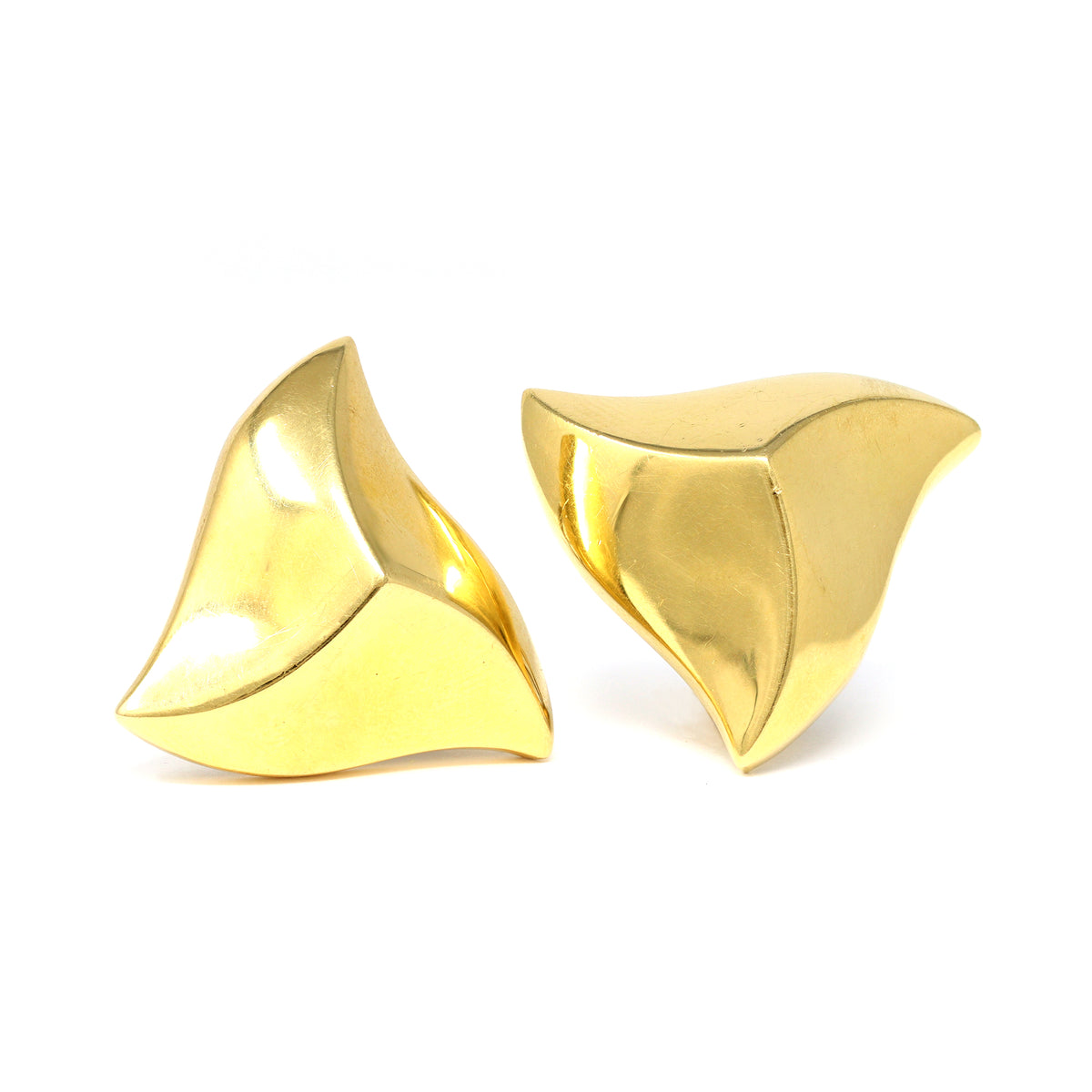 Signed Angela Cummings Pyramidal Clip On Earrings in 18 Karat Yellow Gold up and down view 