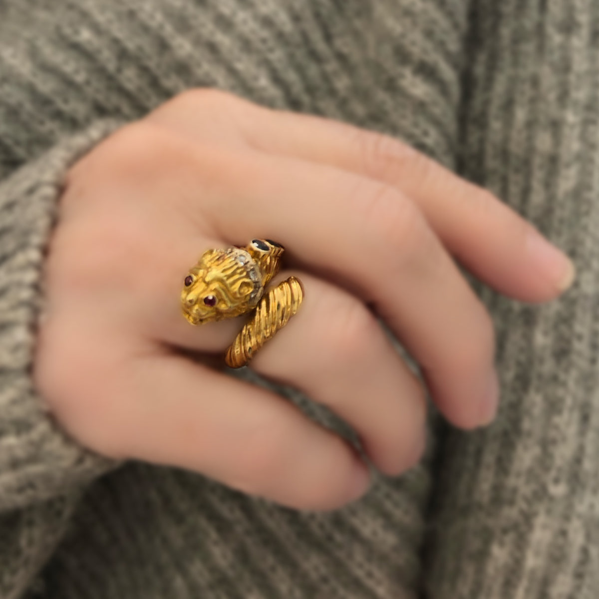 Signed Ilias Lalaounis Bypass Lion Ring in 18K
