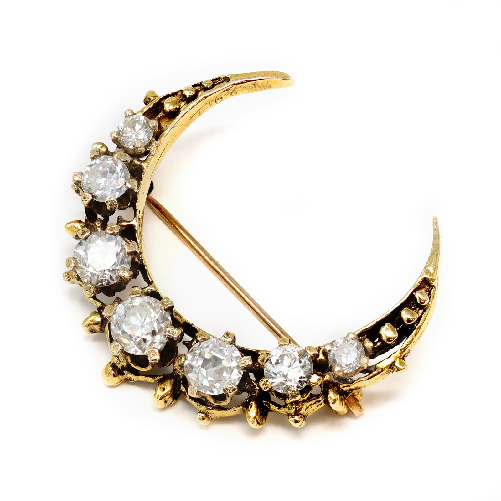 14-karat-yellow-gold-victorian-diamond-brooch-top-view-2000x2000