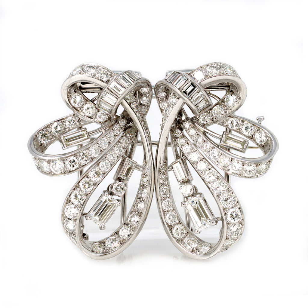 8.50 Carat Diamonds Double Clips/Brooch in Platinum and Gold, circa 1940  front view