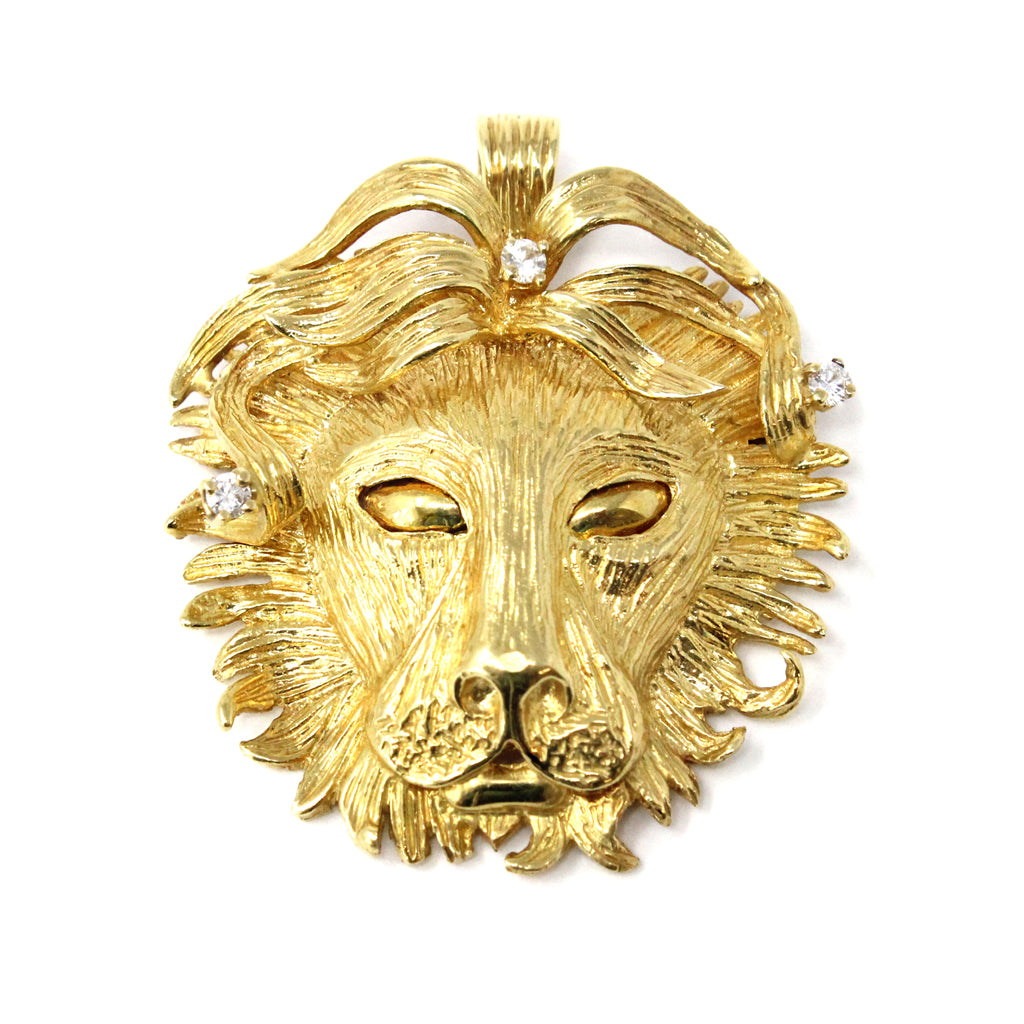 Handmade 18k yellow gold and diamond lion brooch/pendant front view