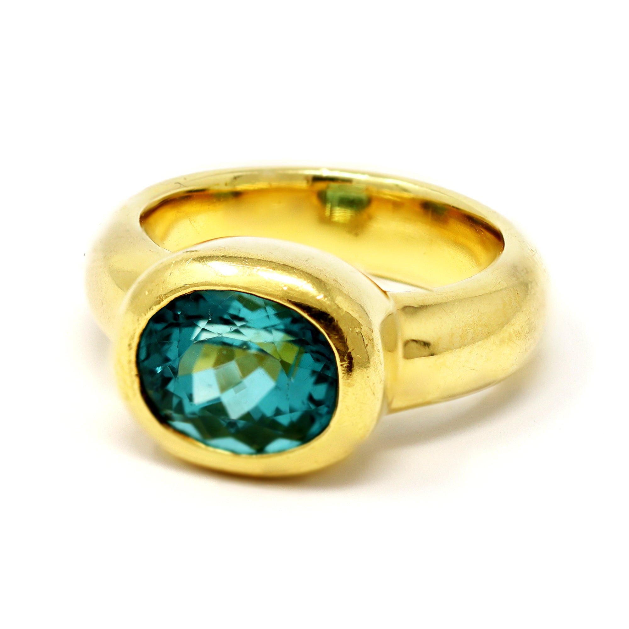 Oval-Cut Light Green Tourmaline Ring Set in 18k Yellow Gold angle view