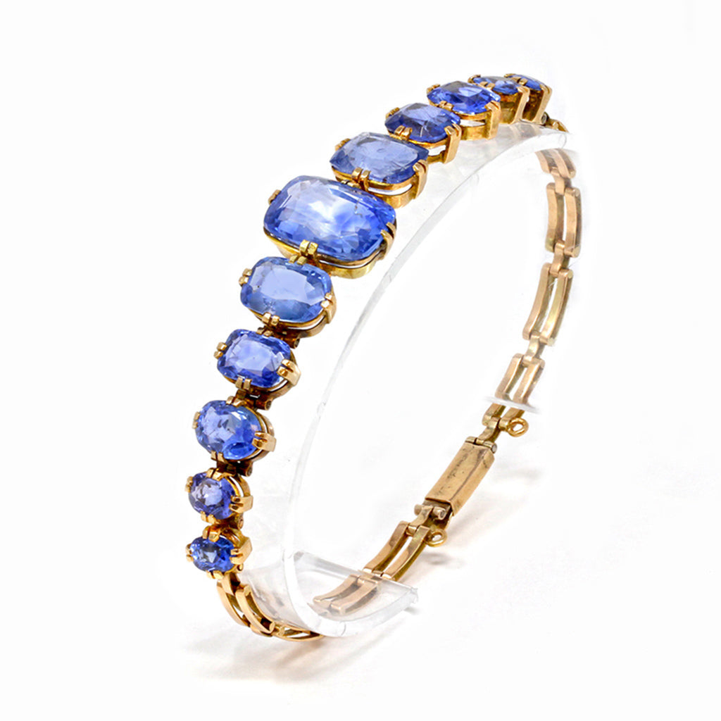 Victorian Cushion-Cut No Heat Sapphire Bracelet in 18k Gold display view