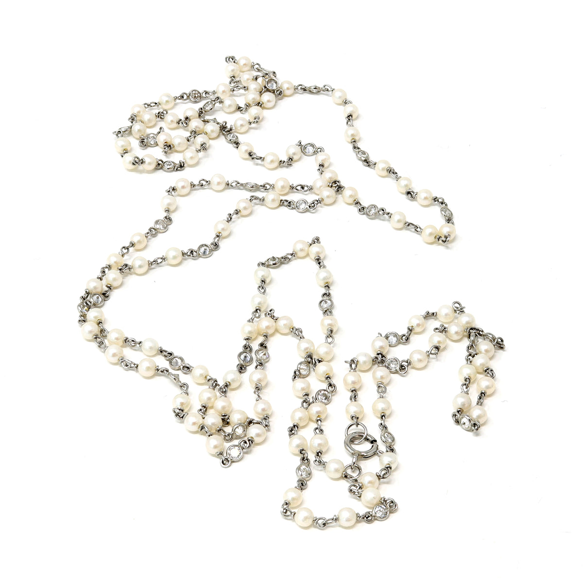 Rosaria-Varra-diamond-and-pearl-platinum-opera-necklace-random-3-view-2000x2000.jpg