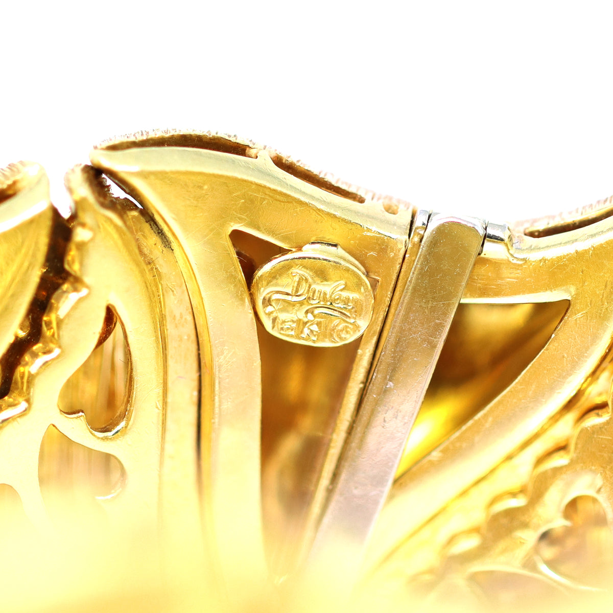 Henry Dunay Textured 18k Gold Link Bracelet Makers mark view