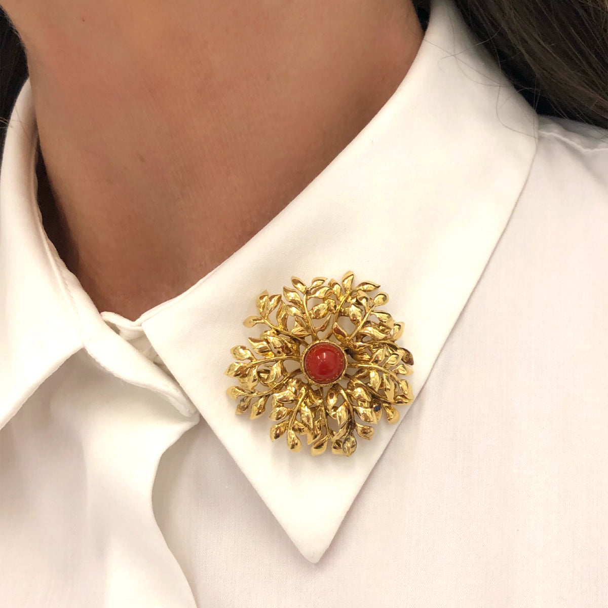 Tiffany &amp; Co. 18 Karat Red Coral and Yellow Gold Brooch model view